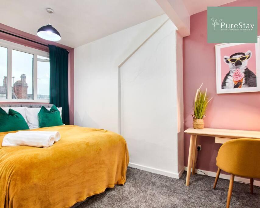 Perfect Contractor House In Leeds With 6 Beds By Purestay- Min 7 Nights! Apartment Leeds (West Yorkshire)